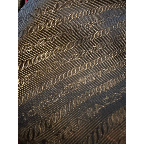 Prada Vitellino Mordo Hobo Shoulder Bag in Black/ Purple - Picture 9 of 11